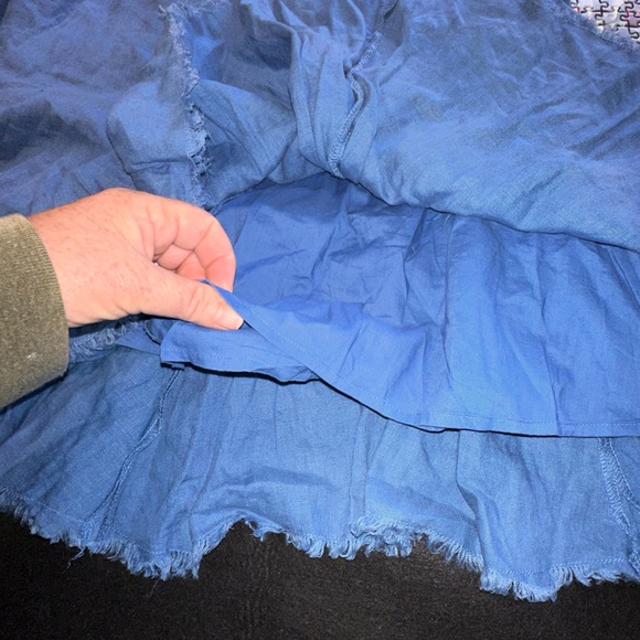 Boden size 12 blue linen skirt with pleats Attached cotton slip VGUC.raw edges - Picture 7 of 9